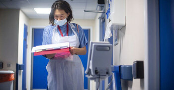 Covid: UK records new daily high of 1,610 deaths