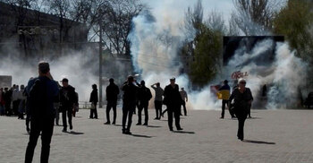 Russian forces disperse pro-Ukraine rally, tighten control in occupied Kherson