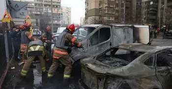 Russian air strikes hit cities across Ukraine