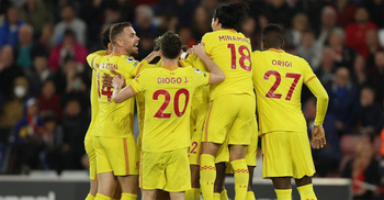 Liverpool beat Southampton to keep title race alive