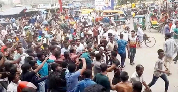 Five remanded over assault on 3 cops