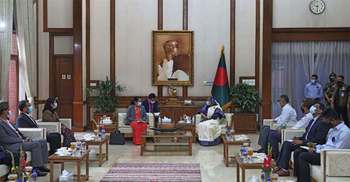 PM offers Nepal to use Mongla, Chattogram seaports