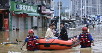 Flooding caused by heavy rain kills 16 in China