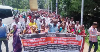 Tea workers threaten stricter movement from Saturday