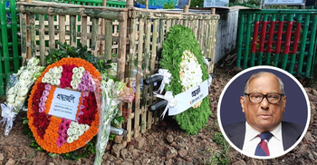 Akbar Ali Khan buried at Martyred Intellectuals' Graveyard