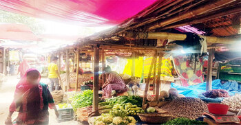 বাজার ইজারা নিয়ে মুখোমুখি বন বিভাগ-পৌরসভা