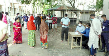 ঝিনাইদহে কোয়ারেন্টাইন শেষে বাড়ি ফিরলেন ভারতফেরত ১৩৯ জন