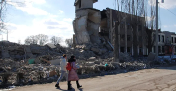 Opinion: Will the ICC investigation help or hinder peace in Ukraine?