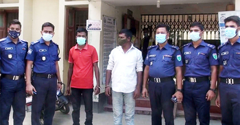 হবিগঞ্জে ৬ কোটি টাকার সাপের বিষসহ দুই যুবক গ্রেফতার