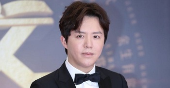 China's 'Piano Prince' detained for prostitution