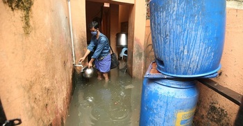 Heavy rains in Sri Lanka, south India kill at least 25