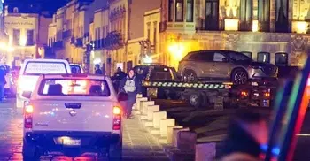 Ten bodies left in car outside Mexican state governor's office