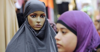 French senators vote to ban hijab in sports competitions