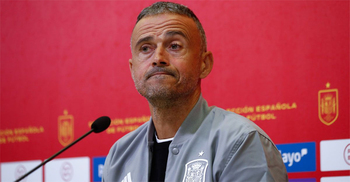 Messi or Suarez should win World Cup if not Spain: Enrique