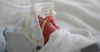 Russia to bar foreigners from using its surrogate mothers