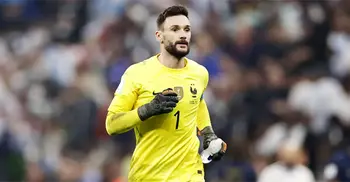 Tottenham keeper Lloris retires from France duty