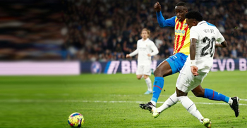 Real beat Valencia to close gap to Barca