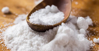 Five reasons to cut down on your consumption of salt
