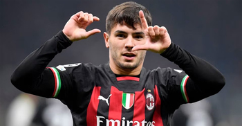 Diaz gives Milan slender advantage against Tottenham