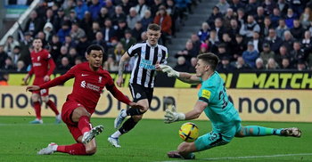Nunez and Gakpo seal Liverpool win at 10-man Newcastle