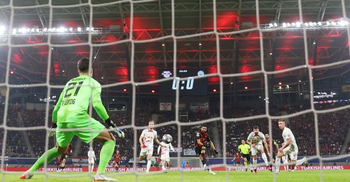 Mahrez scores but Man City held by Leipzig in Germany