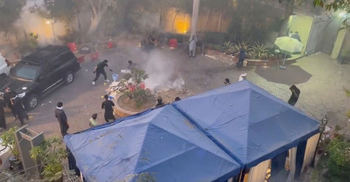 Pakistan security forces withdraw from around Imran Khan's home