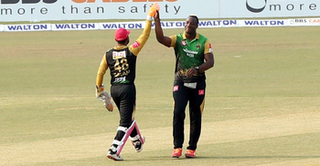 Dhaka end Comilla's winning streak