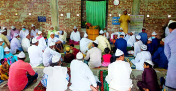 নোয়াখালীর তিন গ্রামে ঈদের নামাজ আদায়