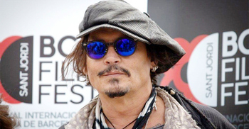 Johnny Depp awards insulting, abuse charity says