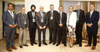 25-member US business delegation in city