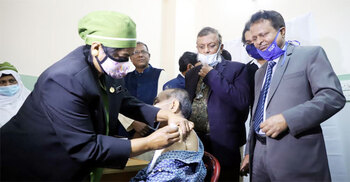 সিলেটে করোনা টিকা গ্রহণকারীরা যা বললেন