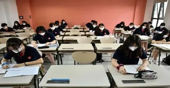 Most of Vietnam's 22 million students returns to school