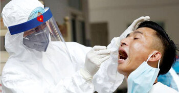 Vietnam reports first 2 locally transmitted cases of COVID-19 in 55 days