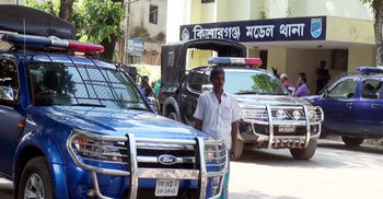 মামলা তুলে না নেয়ায় স্ত্রীকে মেরেই ফেললেন স্বামী