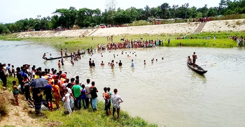 পানিতে ডুবে দুই মেয়েই মারা গেলো আব্দুল করিমের