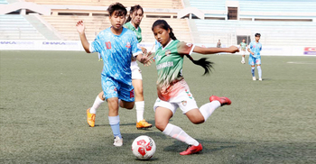 নারী ফুটবলে সাগরিকার হ্যাটট্রিক