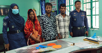 নোয়াখালীতে ইয়াবাসহ তিন রোহিঙ্গা আটক