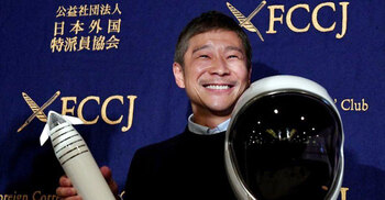 Japanese billionaire seeks 8 people to fly to moon