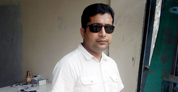 এমপির সামনেই খাদ্য কর্মকর্তাকে লাঞ্ছিত করলেন ছাত্রলীগ নেতা