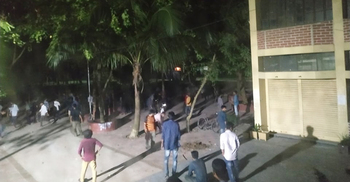 হাজী দানেশে ছাত্রলীগের দুই গ্রুপে সংঘর্ষ