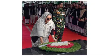 PM pays homage to Bangabandhu, 4 national leaders