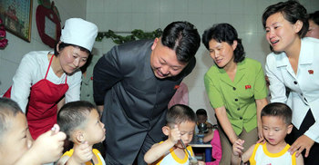 উ. কোরিয়ার মোট জনসংখ্যার অর্ধেকই অপুষ্টিতে ভুগছে