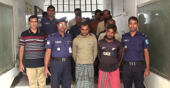 সাংবাদিক পরিচয়ে ইলিশ কিনতে গিয়ে ধরা, ১৯ জনের কারাদণ্ড