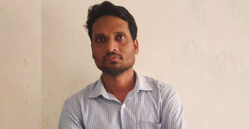 ষষ্ঠ শ্রেণির ছাত্রীকে শ্লীলতাহানি, শিক্ষক গ্রেফতার