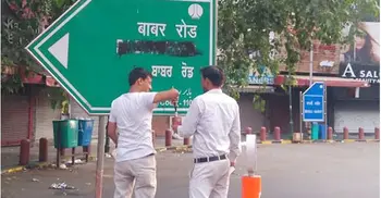 Hindu Sena blackens Delhi’s Babar Road signage