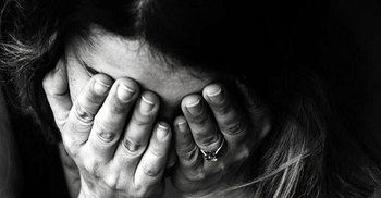 শিক্ষিকাকে বিয়ের আশ্বাস দিয়ে ধর্ষণ করলেন স্কুলের পরিচালক