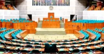 শপথ ছাড়া সংসদ সদস্যের আসনে বসলে গুনতে হয় জরিমানা