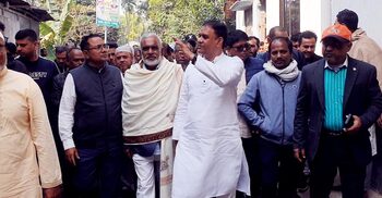 ধানের শীষে ভোট দেওয়ার ঘোষণা আ’লীগের ৭ ইউপি চেয়ারম্যানের