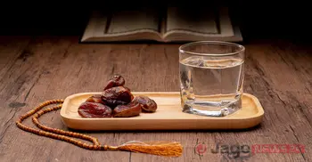 সারাদিন রোজার পর ইফতারে কতটা পানি পান করা উচিত?