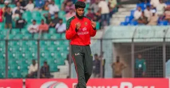 রিশাদে দিশেহারা নিউজিল্যান্ড হারালো ৪ উইকেট